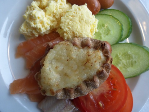 Hotel Inari breakfast